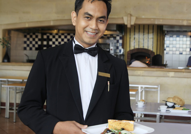 HOS04014RU24-N Supervise Restaurant Operations:20254 - Hospitality Apprenticeship Diploma:20254 Hospitality Apprenticeship Diploma
