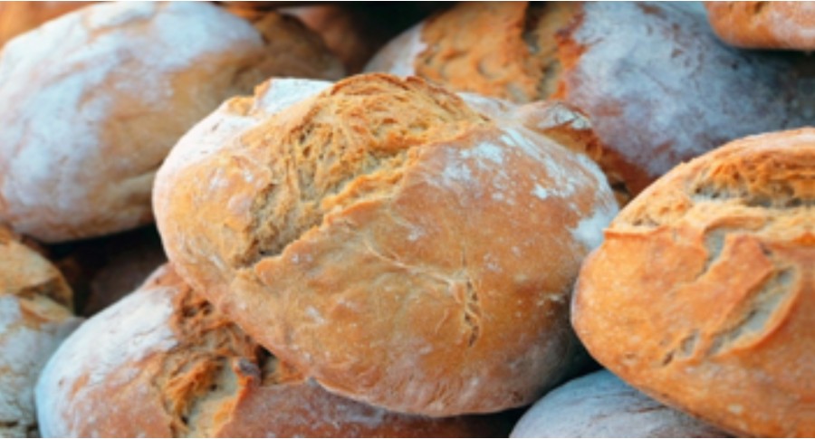 EKFC-007 Bake breads in a professional kitchen:26001 - Culinary Apprenticeship L4:26001 All Apprenticeships Programs